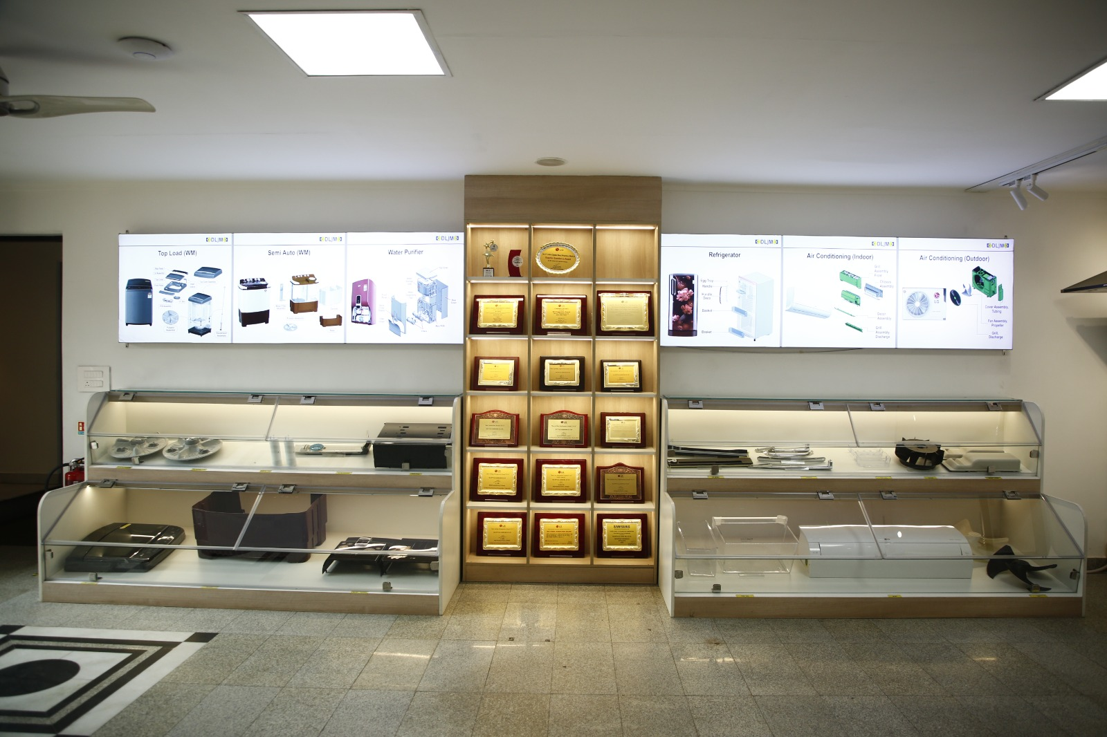 WhatsApp Image 2025-12-09 at 18.02.14-4